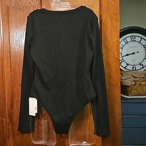 Commense Women's XL Black Ribbed Button-Down Bodysuit Henley Snap NWT - Picture 2 of 9